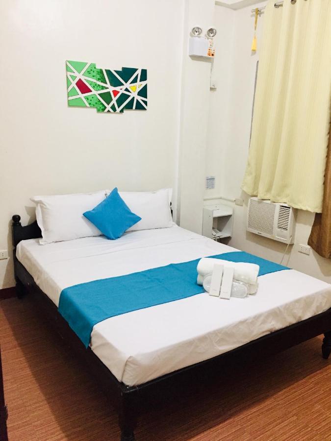 JPrime Apartelle Tuguegarao Esterno foto