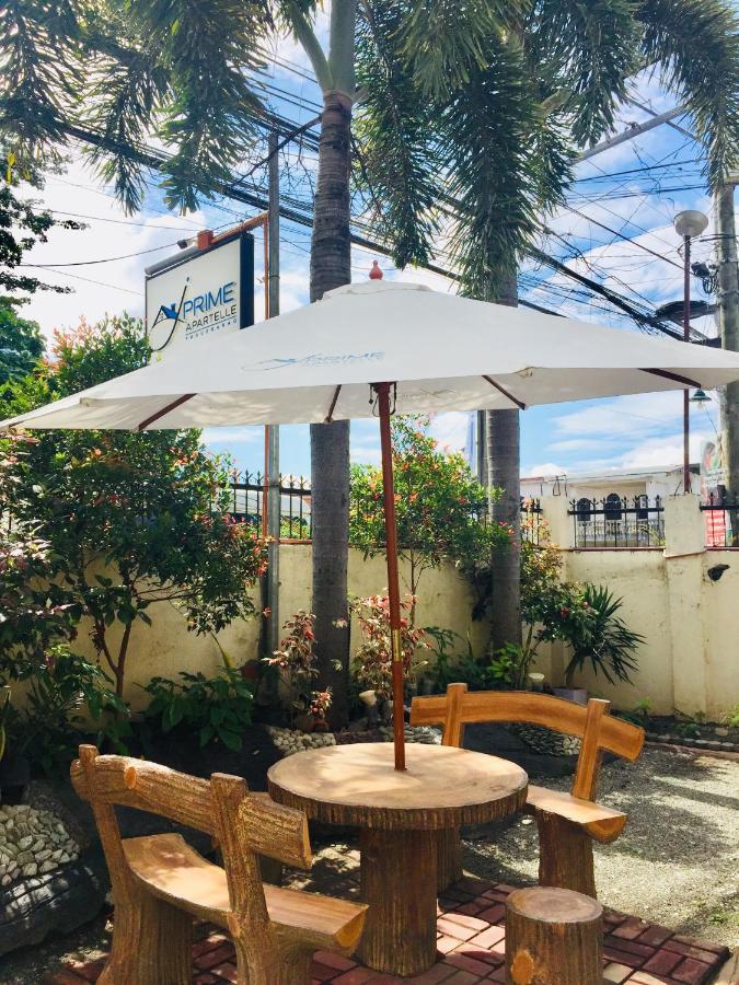JPrime Apartelle Tuguegarao Esterno foto