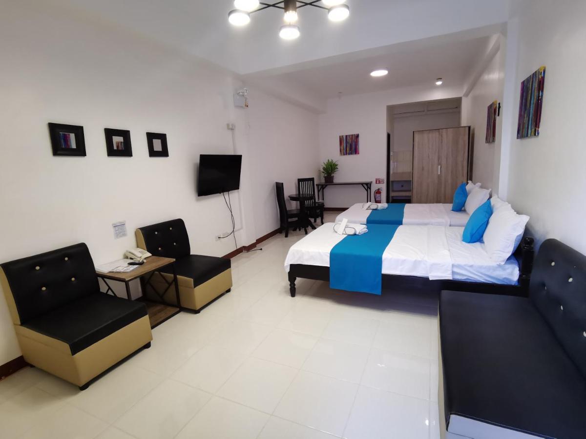 JPrime Apartelle Tuguegarao Esterno foto