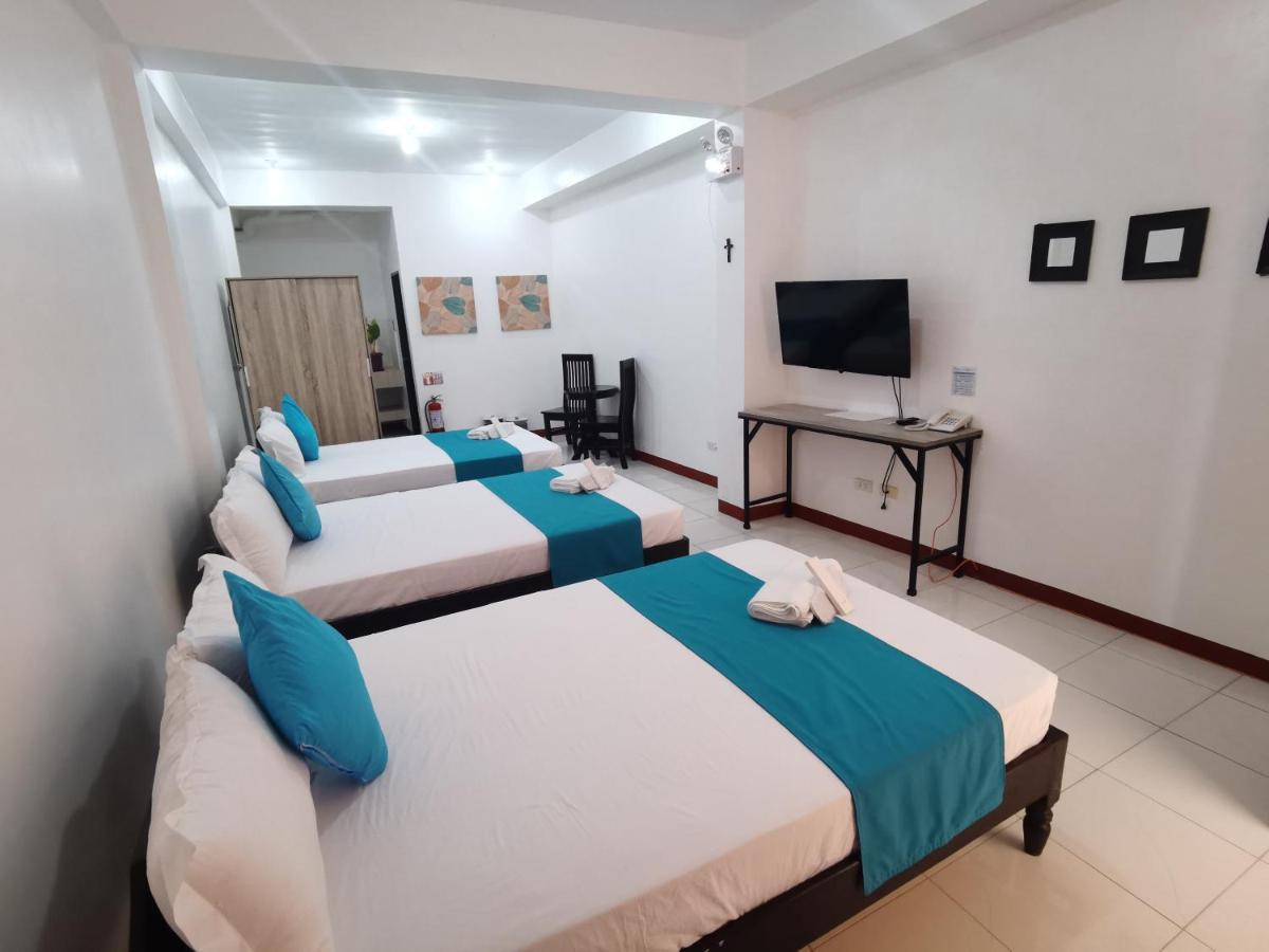 JPrime Apartelle Tuguegarao Esterno foto