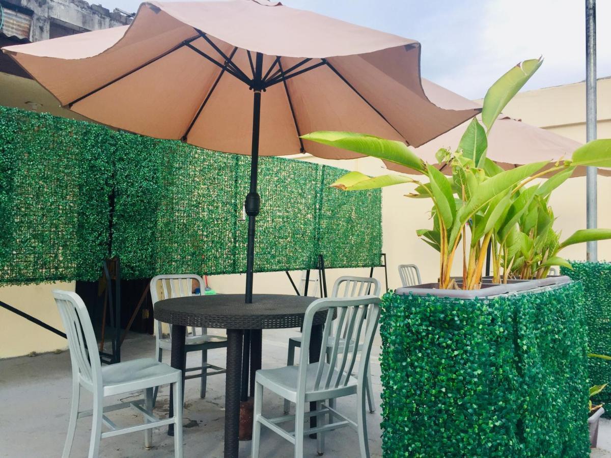 JPrime Apartelle Tuguegarao Esterno foto