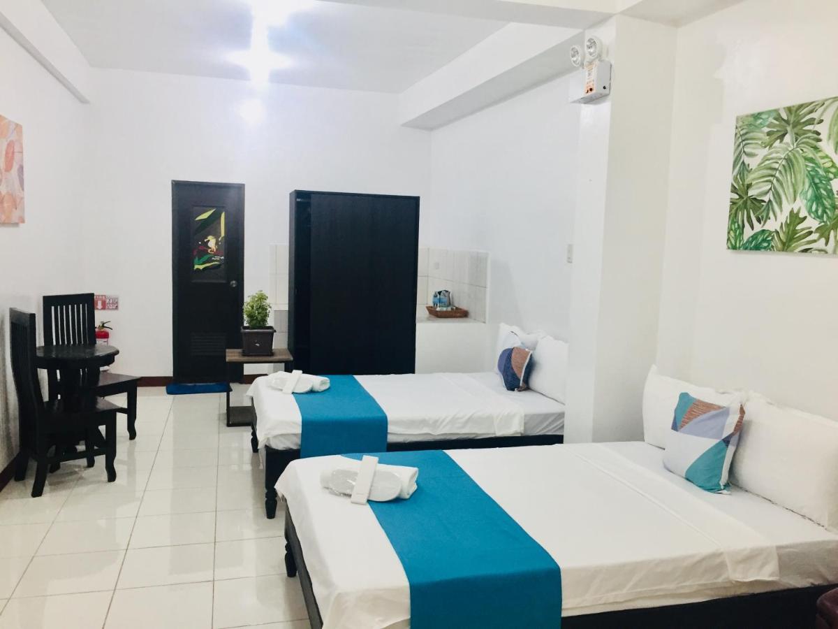 JPrime Apartelle Tuguegarao Esterno foto